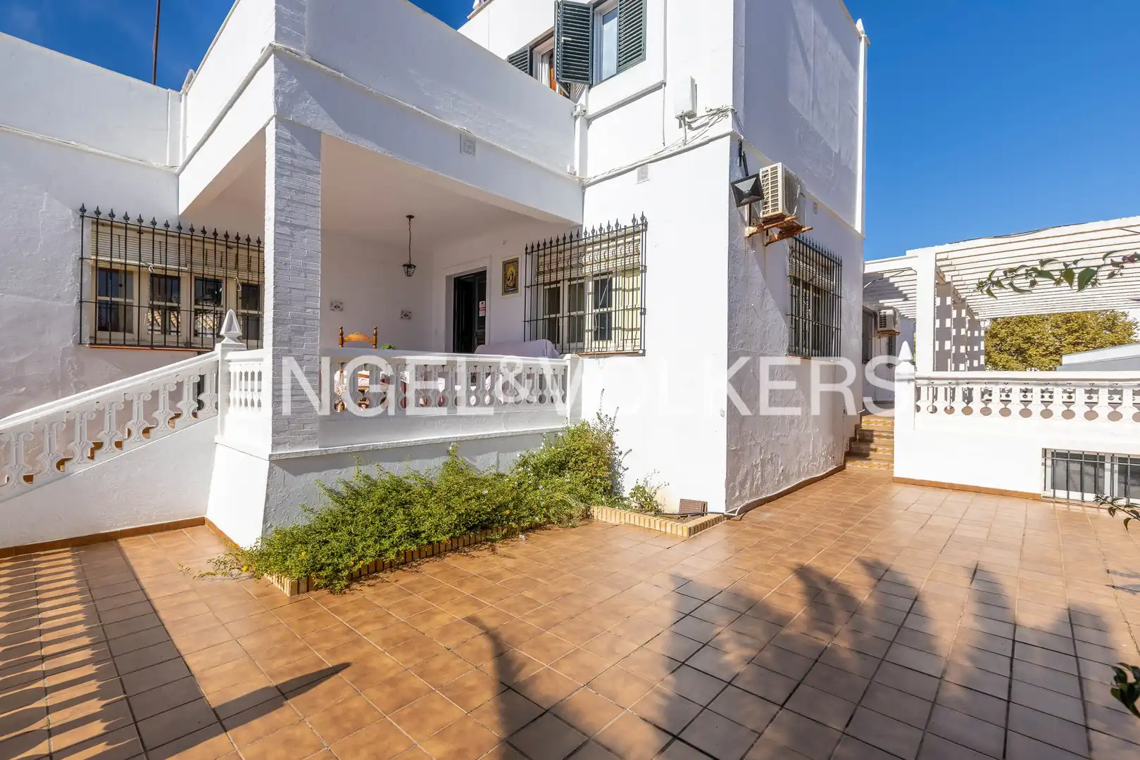 Vista exterior de Finca rústica en venta en La Antilla con Aire acondicionado, Calefacción y Jardín privado