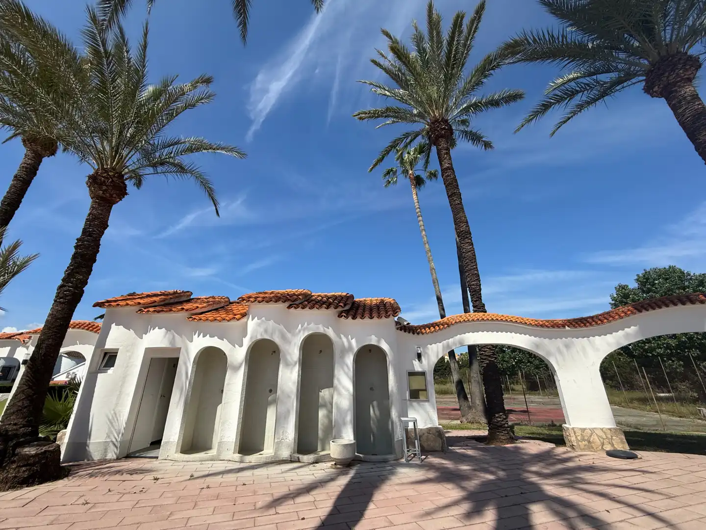 Vista exterior de Planta baja en venta en Dénia con Amueblado y Piscina comunitaria