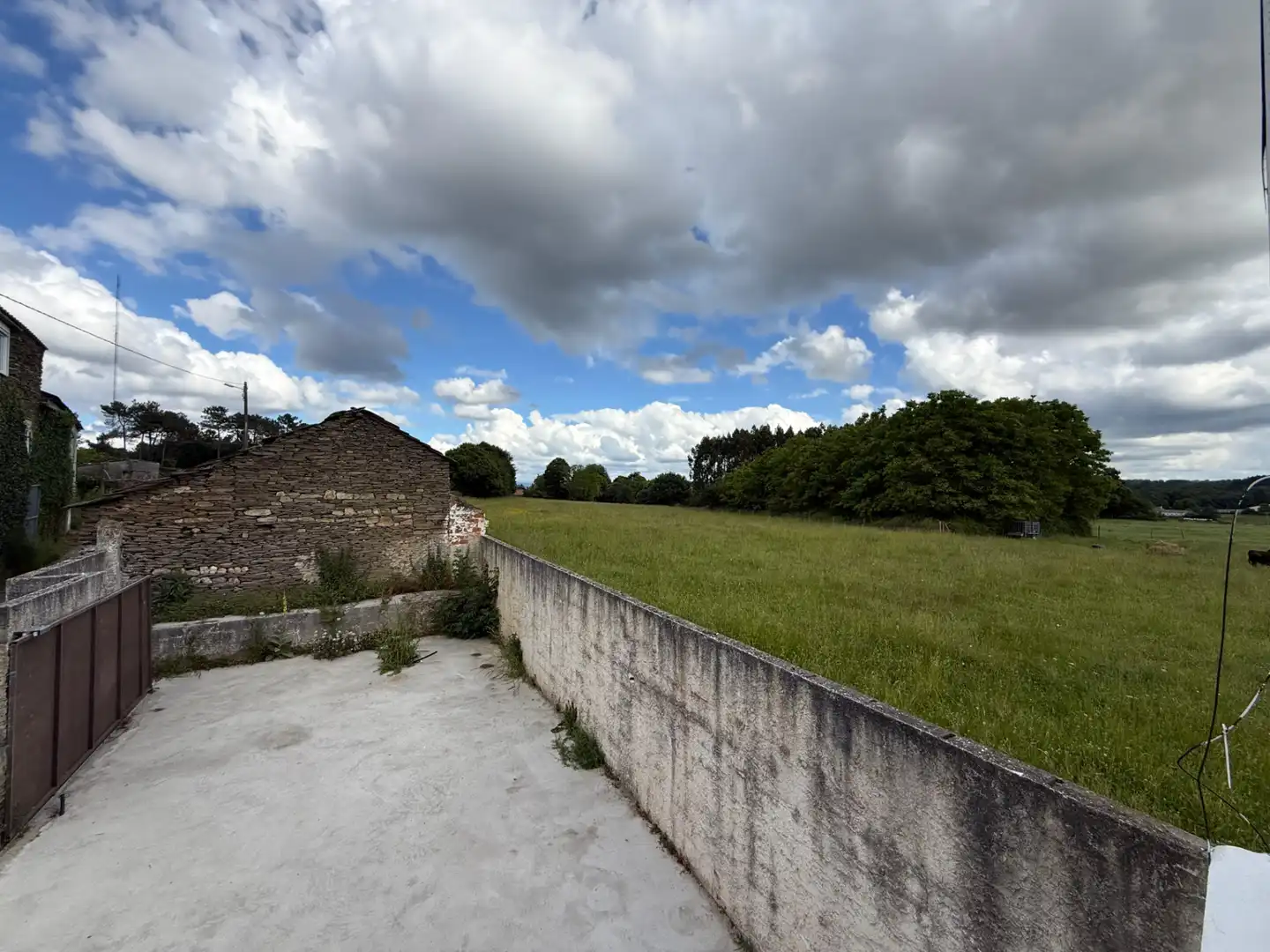 Casa o xalet en venda en Lugo amb Calefacció, Jardí privat i Terrassa