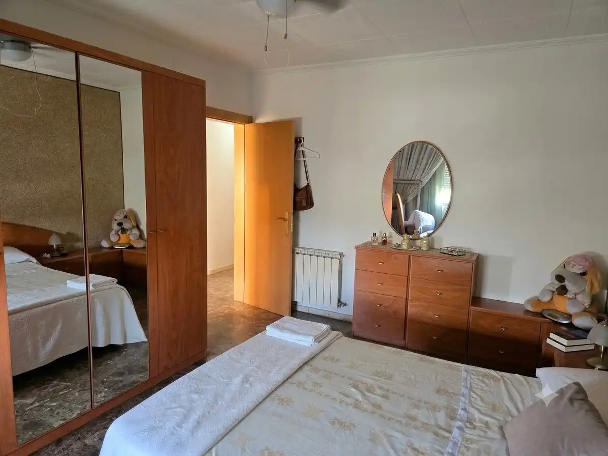 Habitación de Edificio en venta en Terrassa