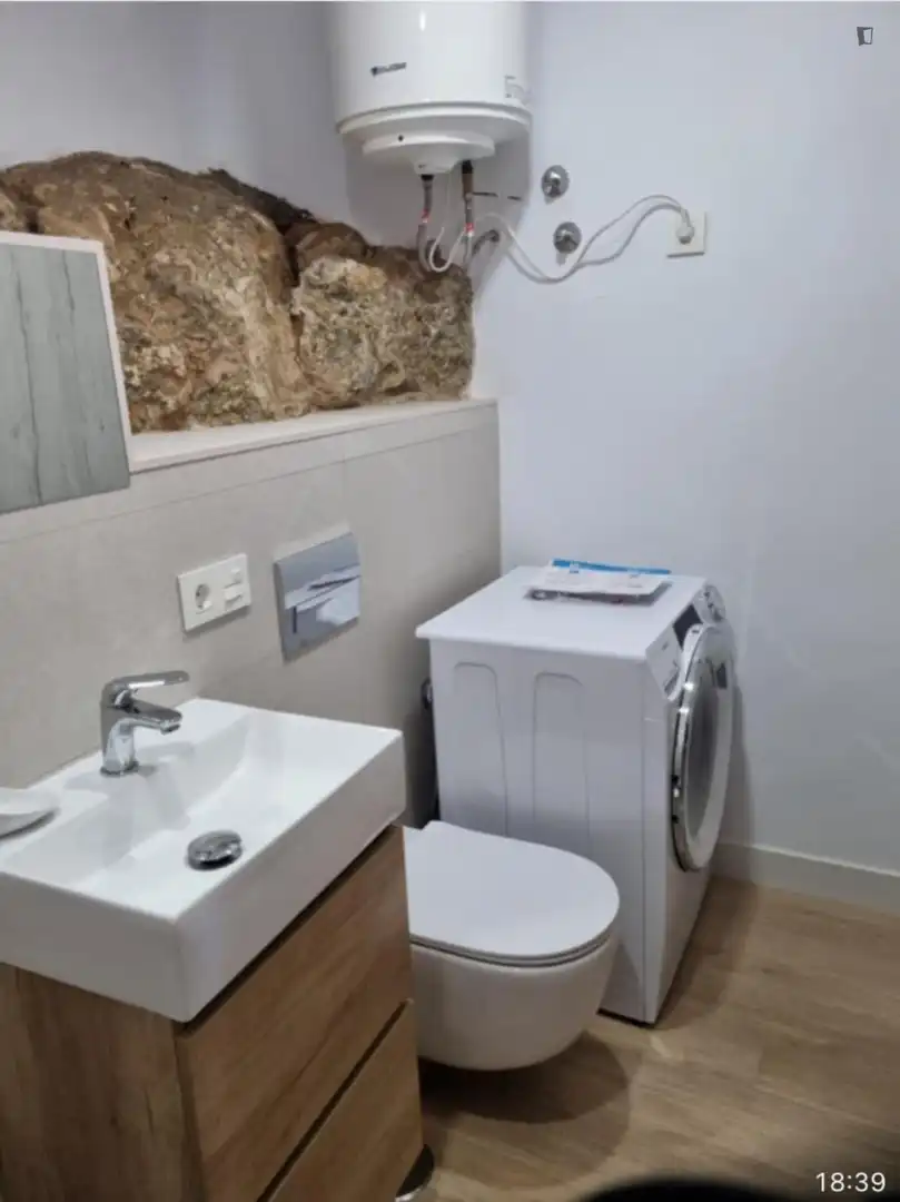 Study for rent in Castell del Rey