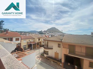 Casa con balcone in vendita a Martos
