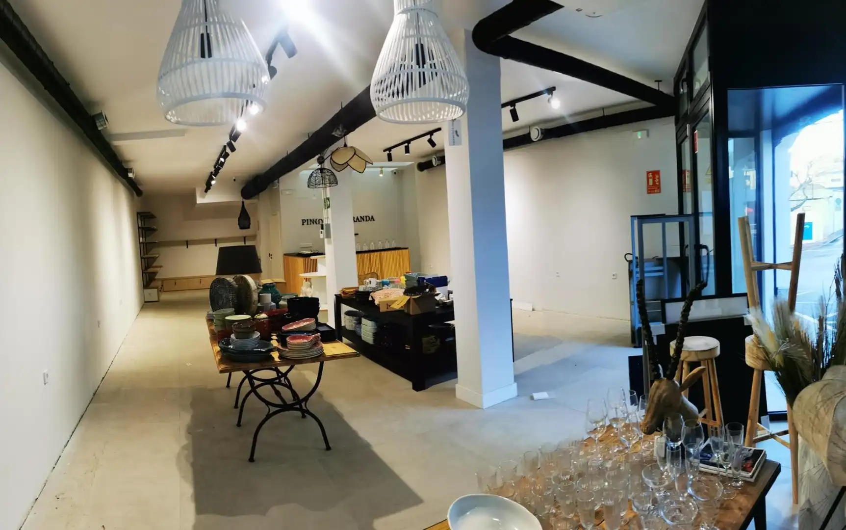 Local comercial de lloguer a Núcleo urbano, imagen 4