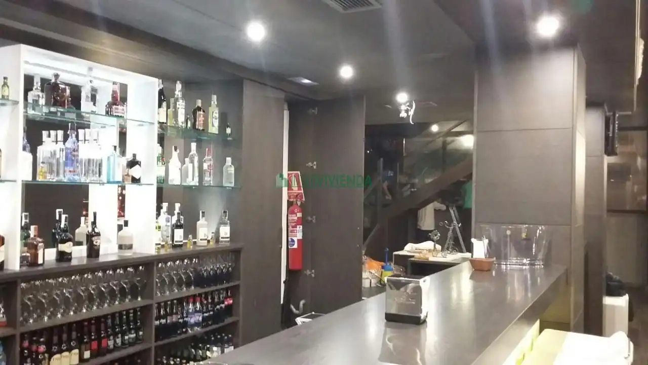 Local comercial en venda a Centro Urbano, imagen 7