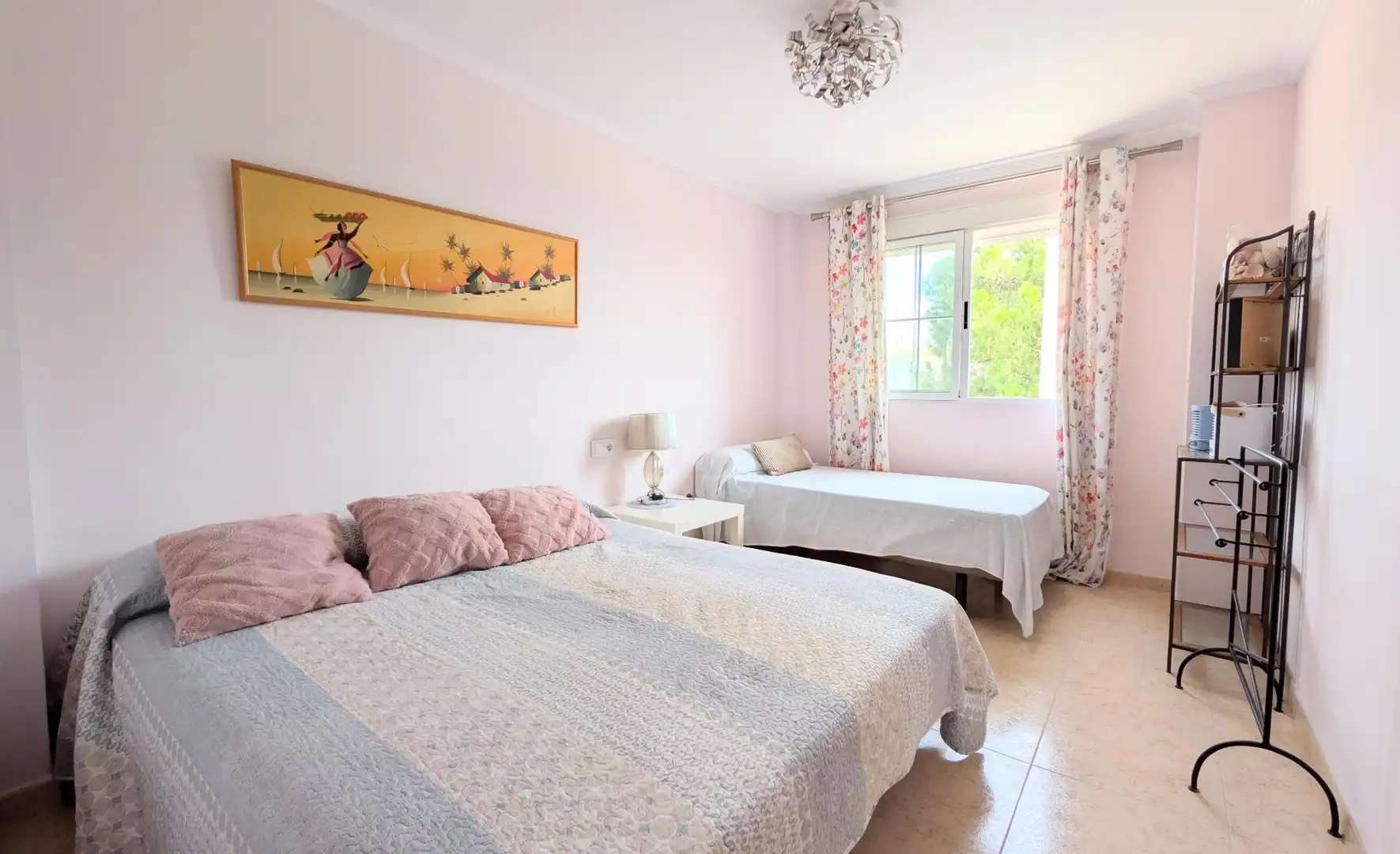 Dormitori de Casa o xalet en venda en Elche / Elx amb Aire condicionat, Calefacció i Jardí privat