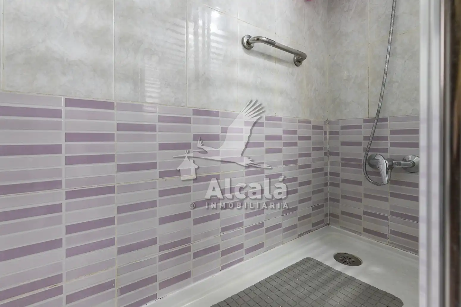 Baño de Piso en venta en Alcalá de Henares con Calefacción, Terraza y Trastero