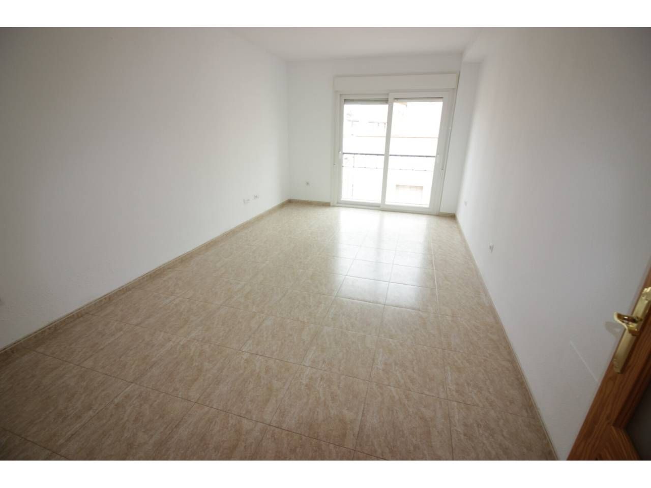 Flat to rent in Calle Sorolla, Roquetas Pueblo