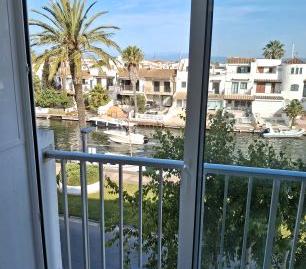 Foto 3 de Apartamento en venta en Carrer Poblat Típic-gregal, 22, Moxó - Sant Mori, Girona