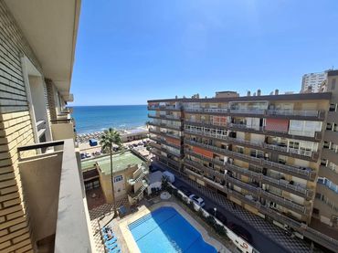 Apartment mit Pool zum Verkauf in Playa de los Boliches