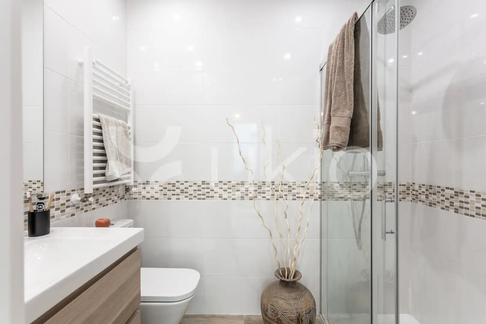 Badezimmer von Wohnungen zur Miete in Madrid mit Klimaanlage, Heizung und Terrasse