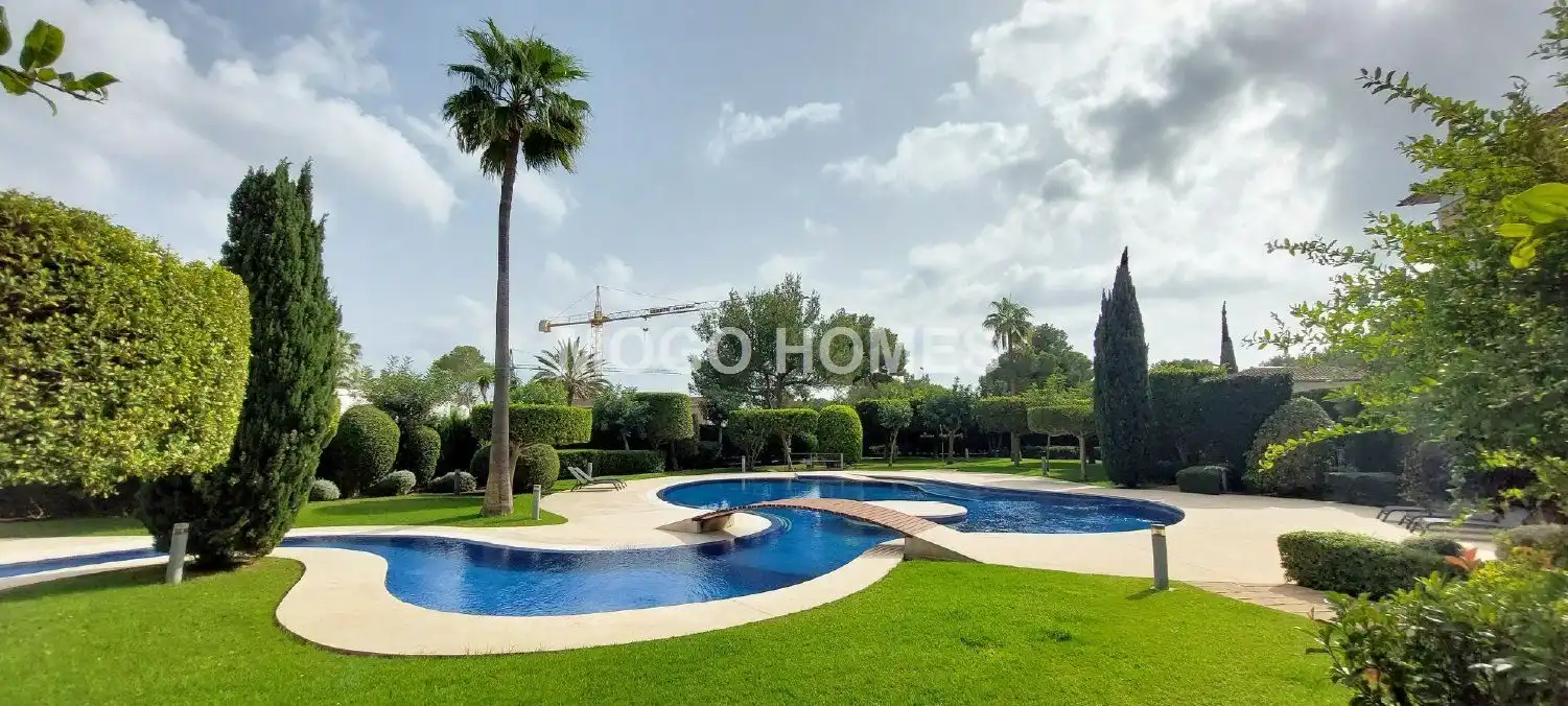 Piscina de Piso en venta en Calvià con Aire acondicionado, Calefacción y Terraza