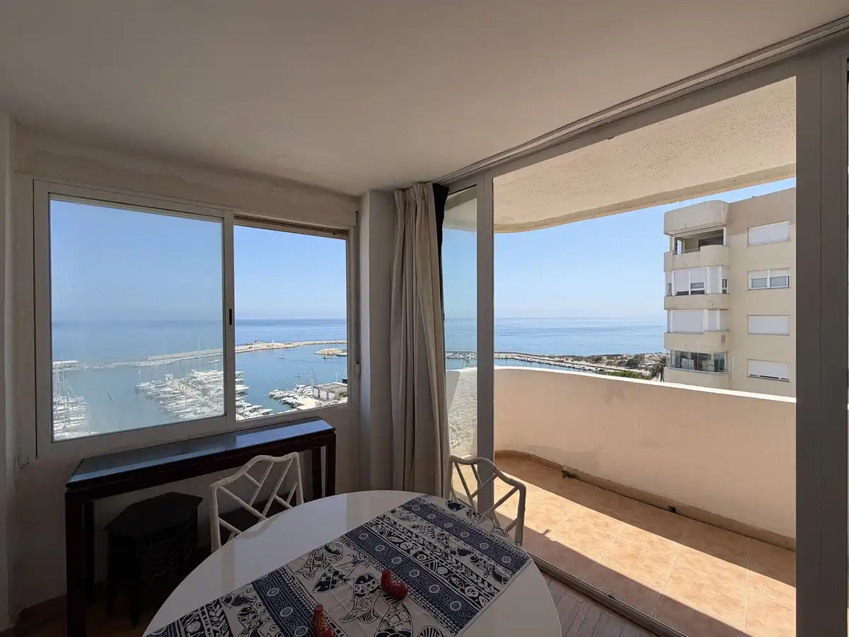 Appartement compact avec piscine à vendre à Estepona Pueblo, imagen 3