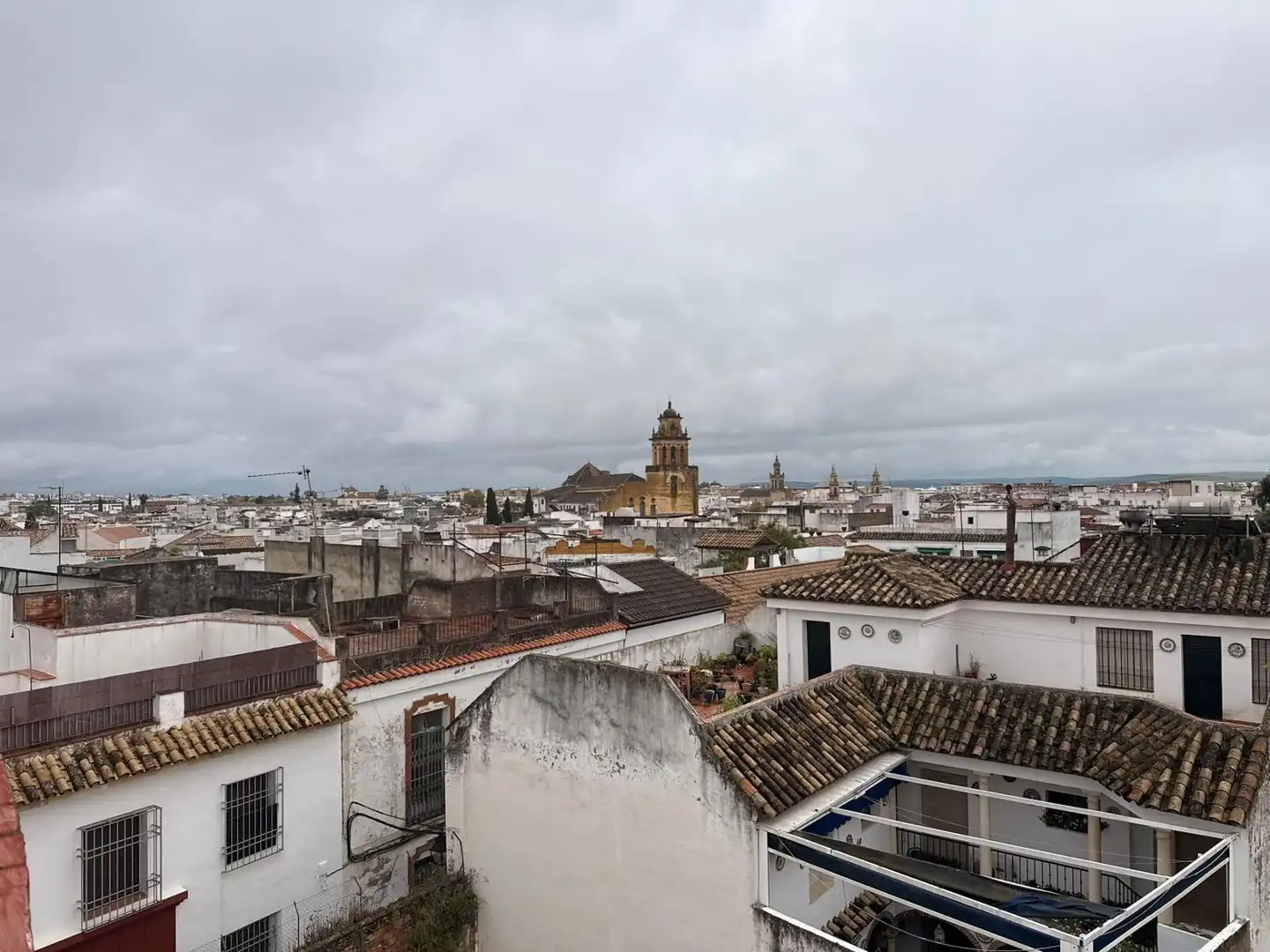 Vista exterior de Pis en venda en Córdoba amb Aire condicionat, Traster i Moblat