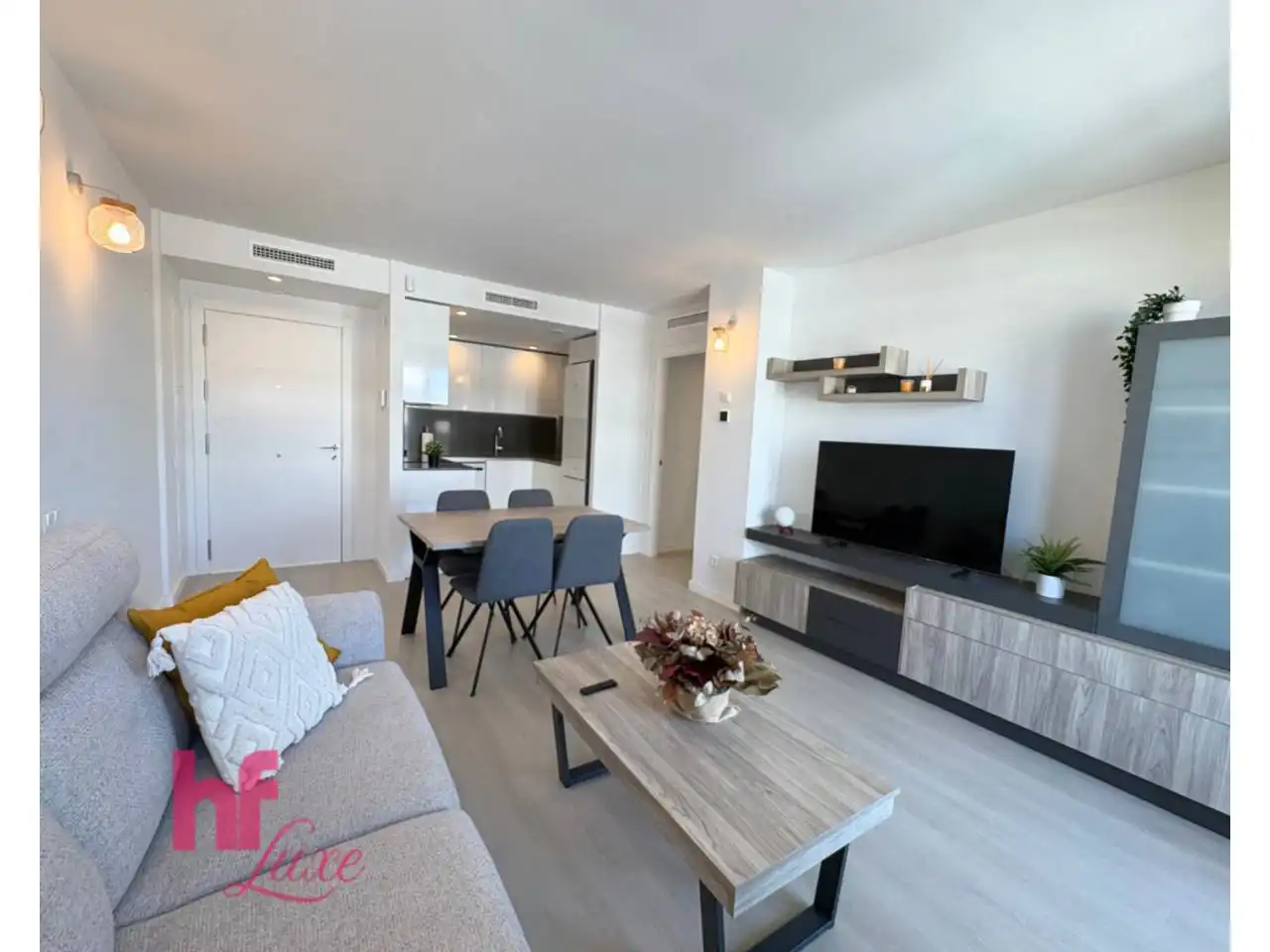 Wohnzimmer von Wohnung zum Verkauf in L'Hospitalet de Llobregat mit Klimaanlage, Heizung und Terrasse