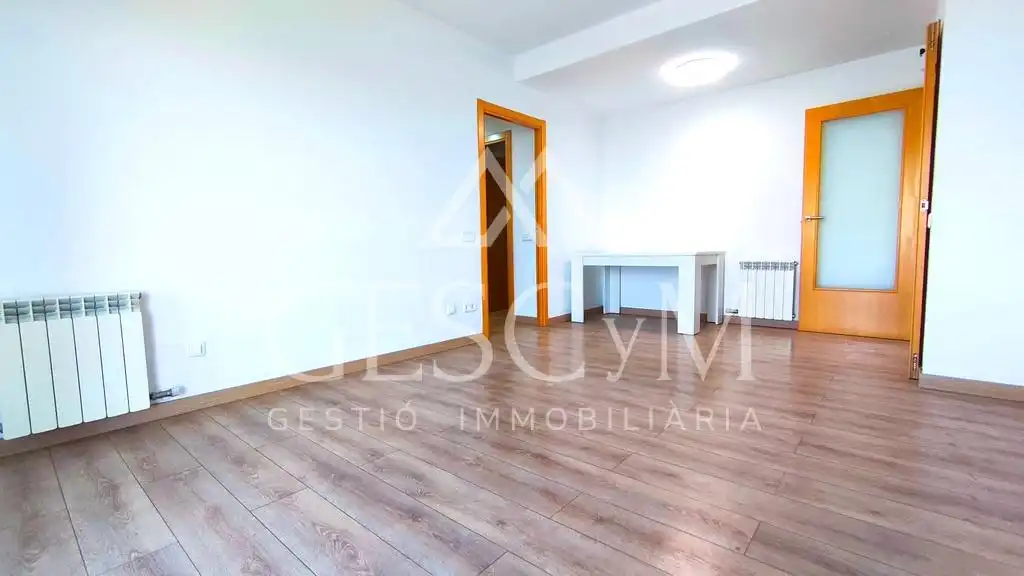 Schlafzimmer von Wohnung zur Miete in Sabadell mit Heizung, Terrasse und Gemeinschaftspool