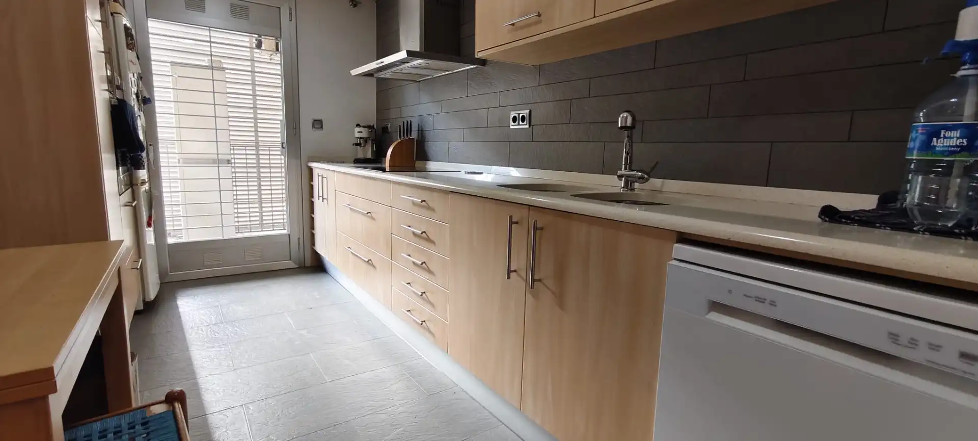 Cocina de Planta baja en venta en Cervelló con Aire acondicionado, Calefacción y Parquet