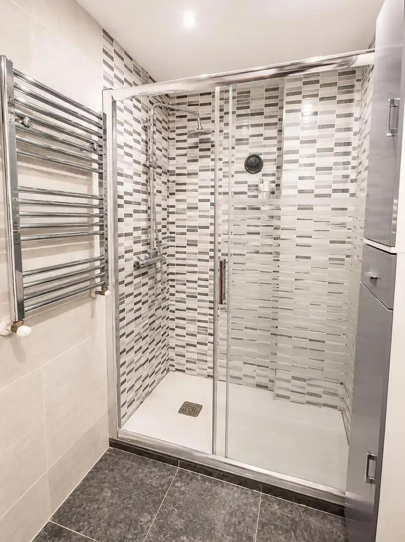 Bany de Apartament en venda en Madrid amb Aire condicionat i Calefacció