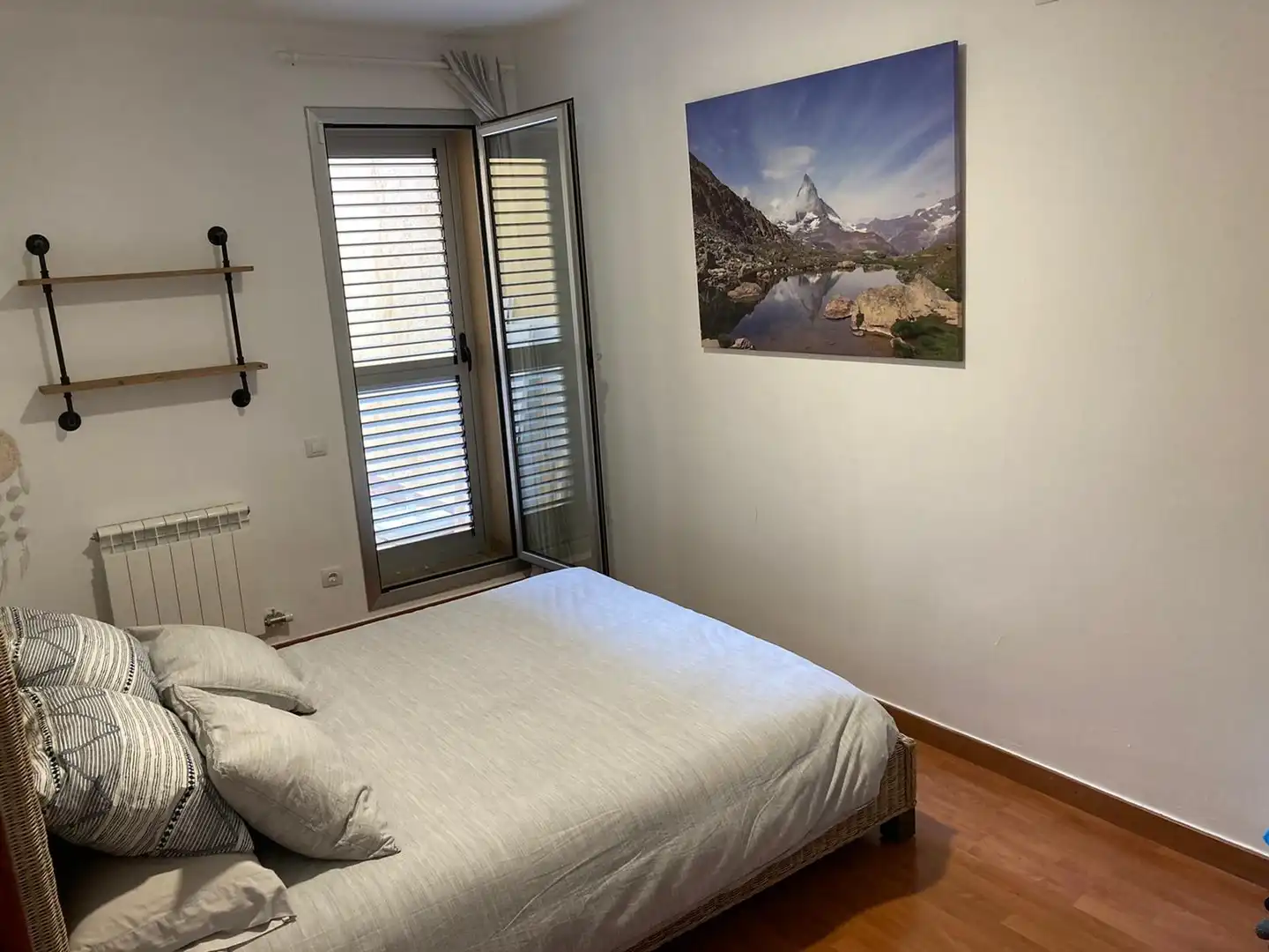 Habitación de Planta baja en venta en Castellar del Vallès con Calefacción y Terraza