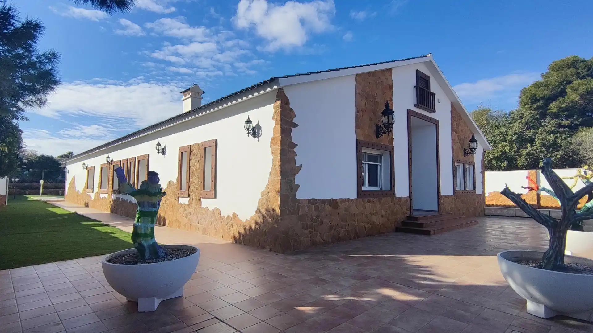 Vista exterior de Casa o chalet en venta en Mutxamel con Aire acondicionado, Calefacción y Jardín privado