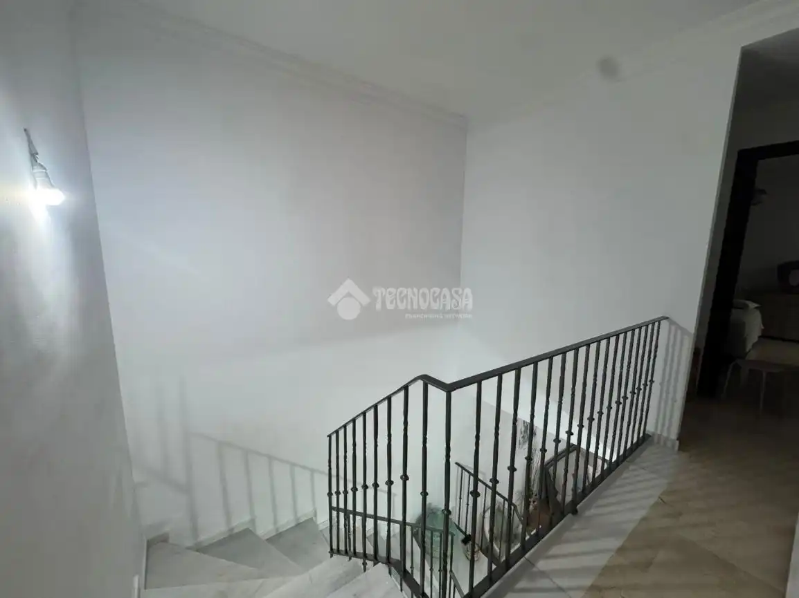 Flat for sale in Osuna  with Air Conditioner and Terrace