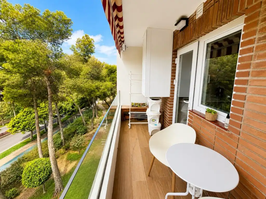 Terrassa de Pis de lloguer en Estepona amb Aire condicionat, Terrassa i Moblat