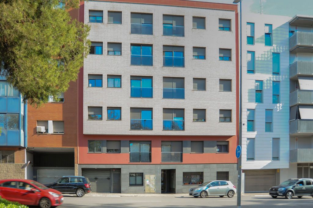 Exterior view of Flat for sale in Sabadell
