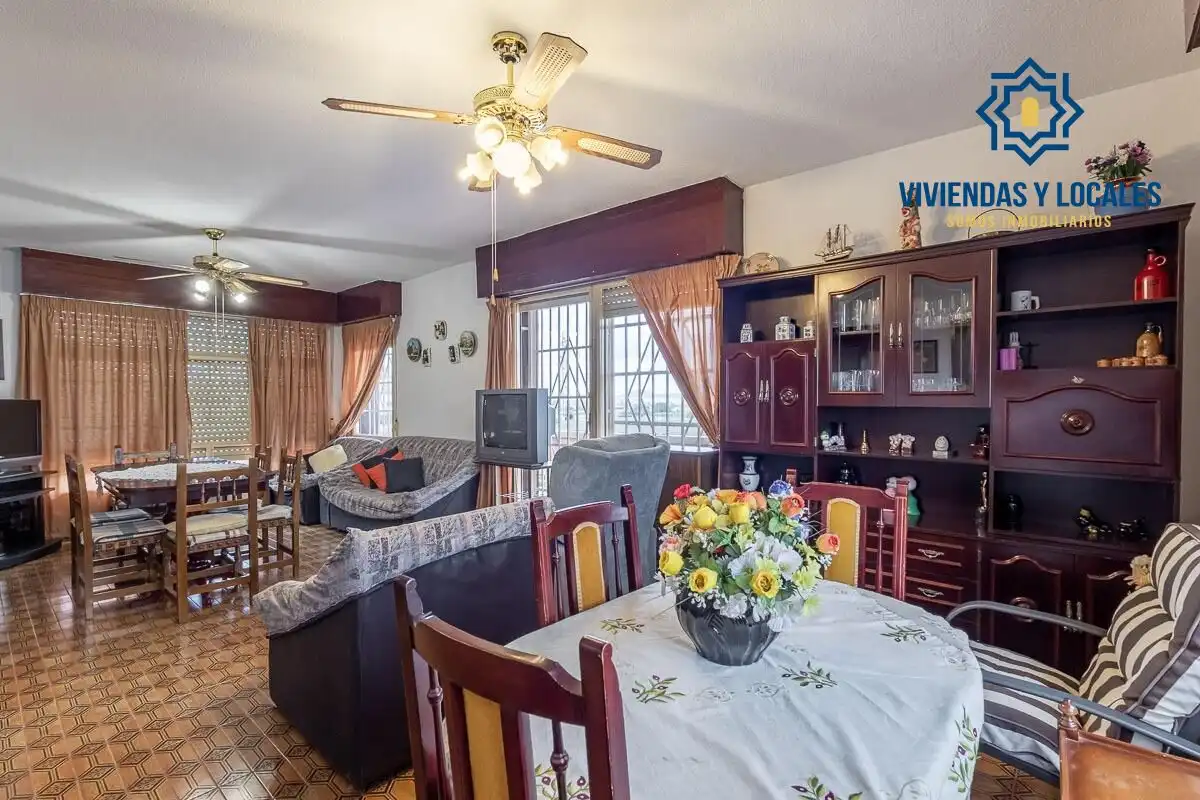Casa con terrazza in vendita a Avenida HUETOR VEGA, imagen 8