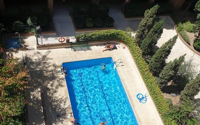 Piscina de Pis de lloguer en  Madrid Capital amb Aire condicionat, Calefacció i Moblat