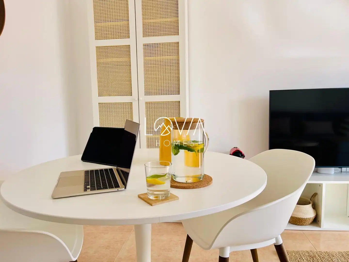 Sala d'estar de Apartament de lloguer en La Oliva amb Terrassa, Piscina i Piscina comunitària