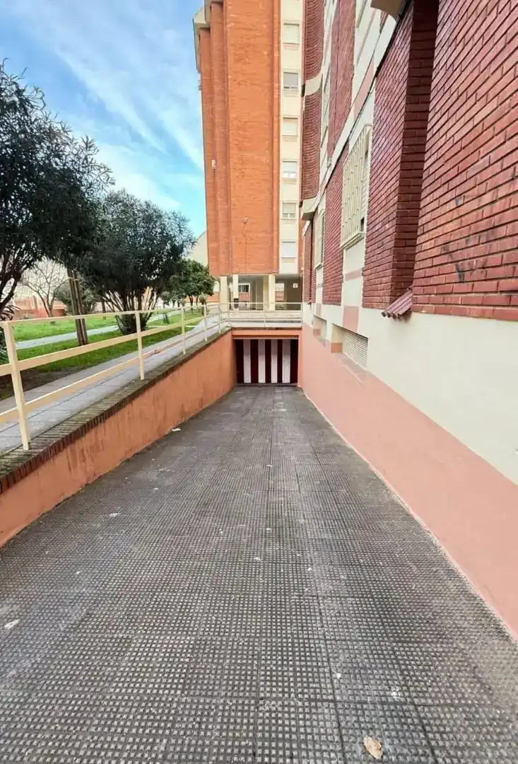 Aparcament de Garatge en venda en Huelva
