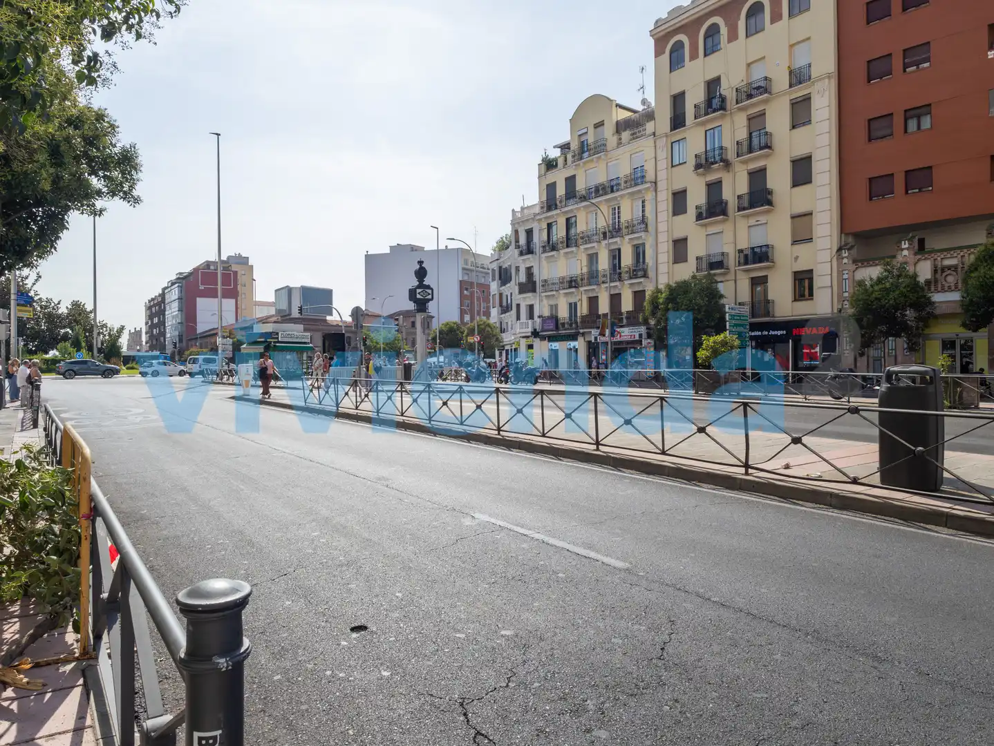 Vista exterior de Pis en venda en Madrid amb Calefacció i Moblat