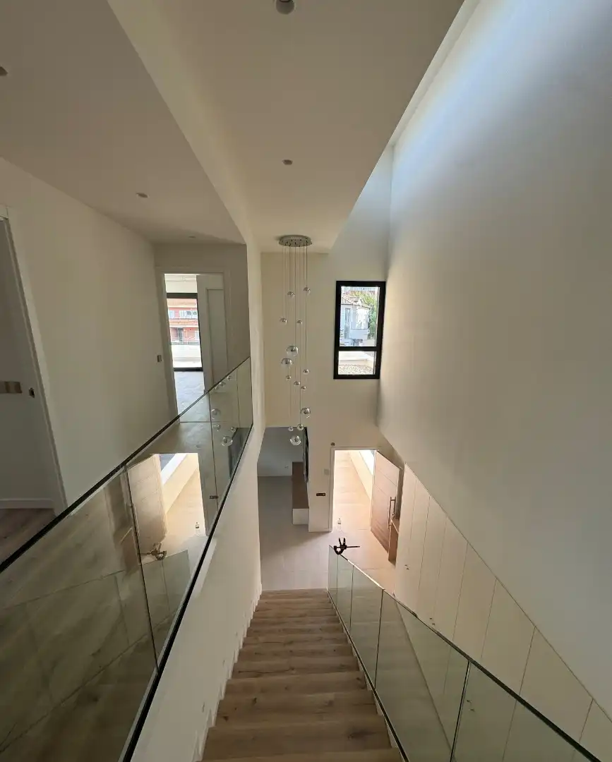 Casa con terraza en venta en Carrer del Cardenal, imagen 4