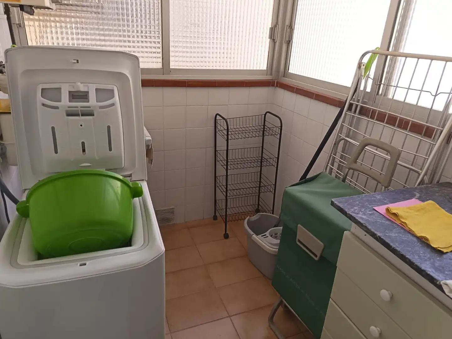 Wohnung zur Miete in Alicante / Alacant mit Klimaanlage, Terrasse und Möbliert