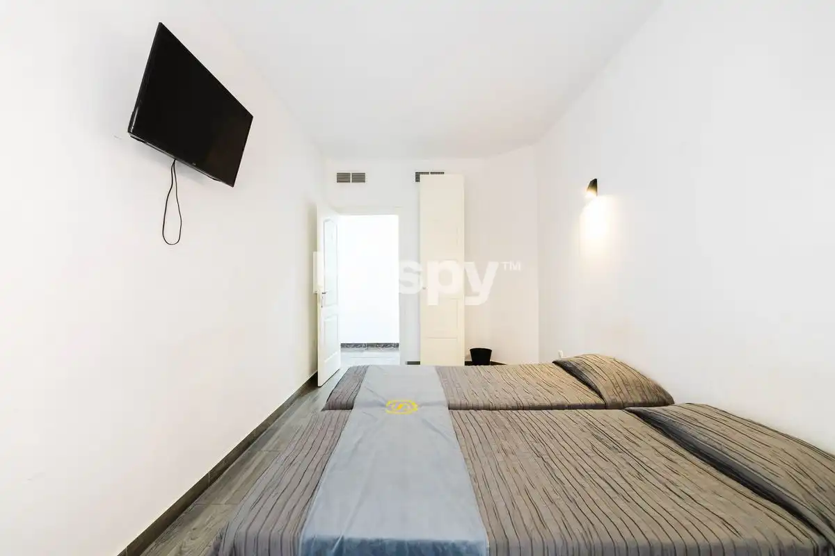 Schlafzimmer von Büro zur Miete in Málaga mit Heizung
