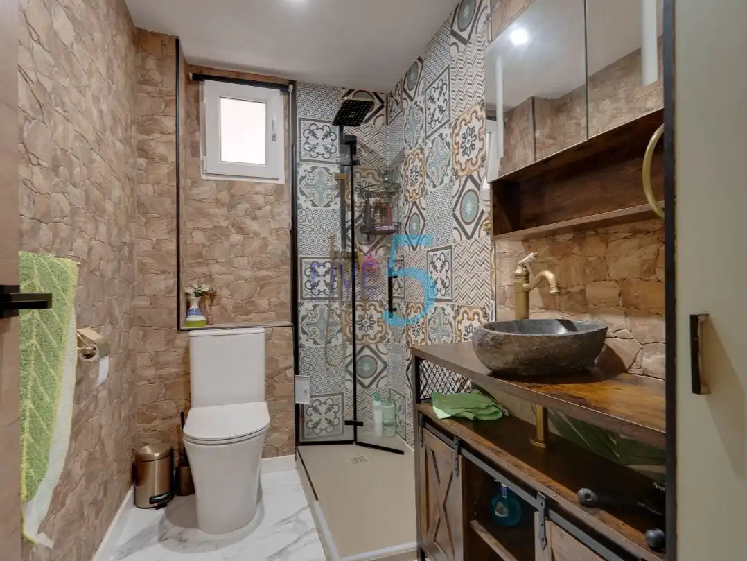 Bathroom of Apartments for sale in Guardamar del Segura  with Air Conditioner and Terrace