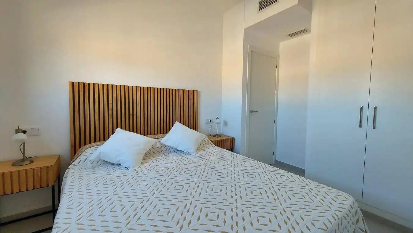 Apartment with terrace for sale in Garbinet - Vistahermosa, imagen 7