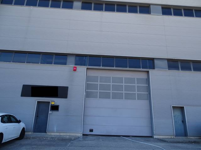 Nave industrial en Alquiler en Finestrelles