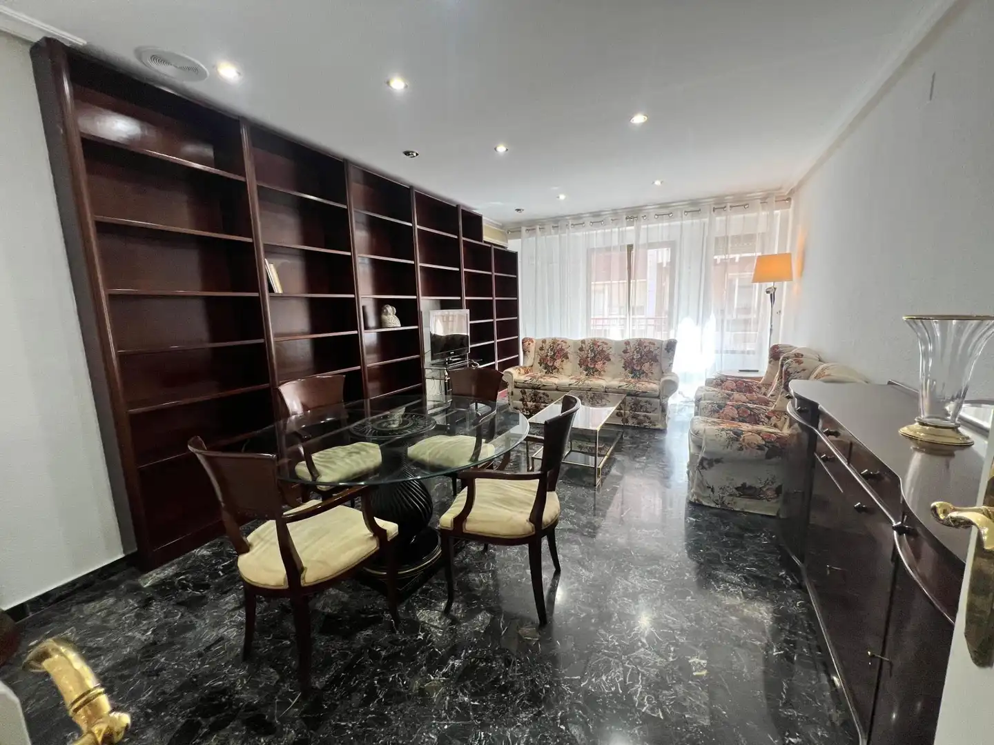 Sala de estar de Piso de alquiler en Elche / Elx con Aire acondicionado y Amueblado
