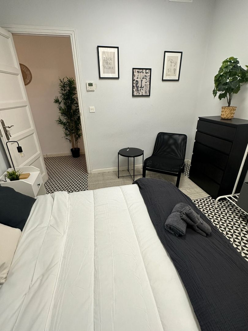 Bedroom of Flat to share in  Madrid Capital  with Air Conditioner, Heating and Furnished