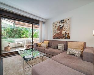 Living room of Flat for sale in Pozuelo de Alarcón  with Air Conditioner and Terrace