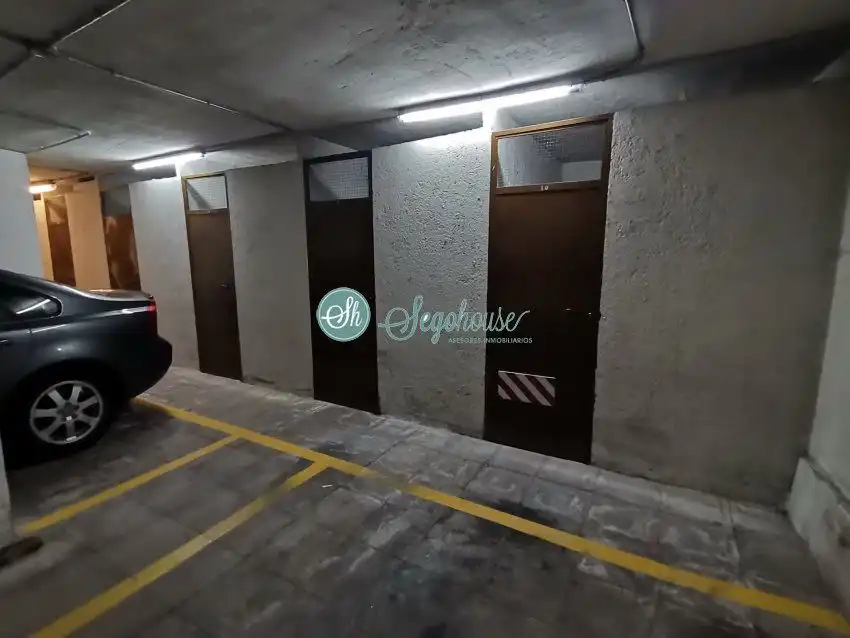 Parking de Piso en venta en Segovia con Calefacción, Parquet y Terraza