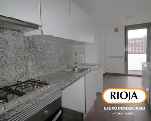 Cuina de Pis en venda en Vitoria - Gasteiz amb Calefacció i Terrassa