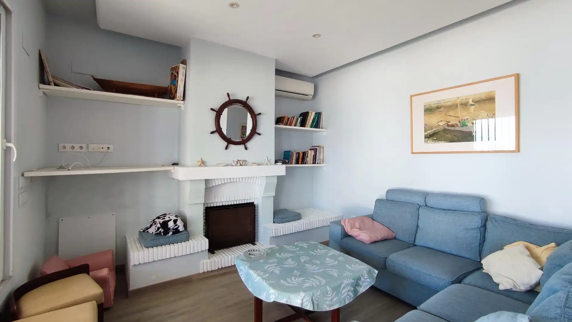 Living room of Houses for sale in Miramar  with Air Conditioner and Terrace