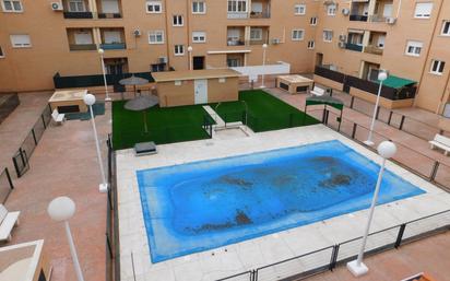 Swimming pool of Planta baja for sale in Illescas  with Terrace
