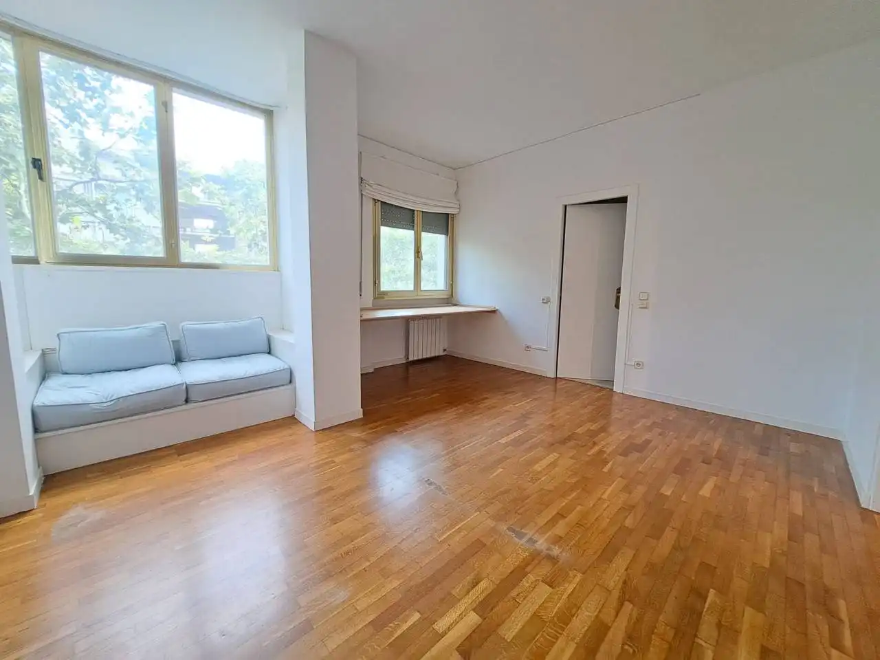 Wohnung zur Miete in Calle Republica, Centre