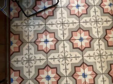 Adossat amb balcó en venda a Carrer d' Euterpe 14