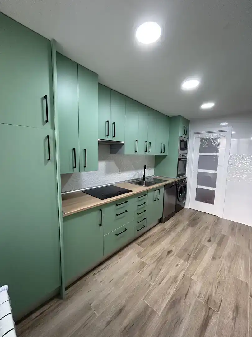 Cuina de Pis per a compartir en Móstoles amb Aire condicionat, Parquet i Traster