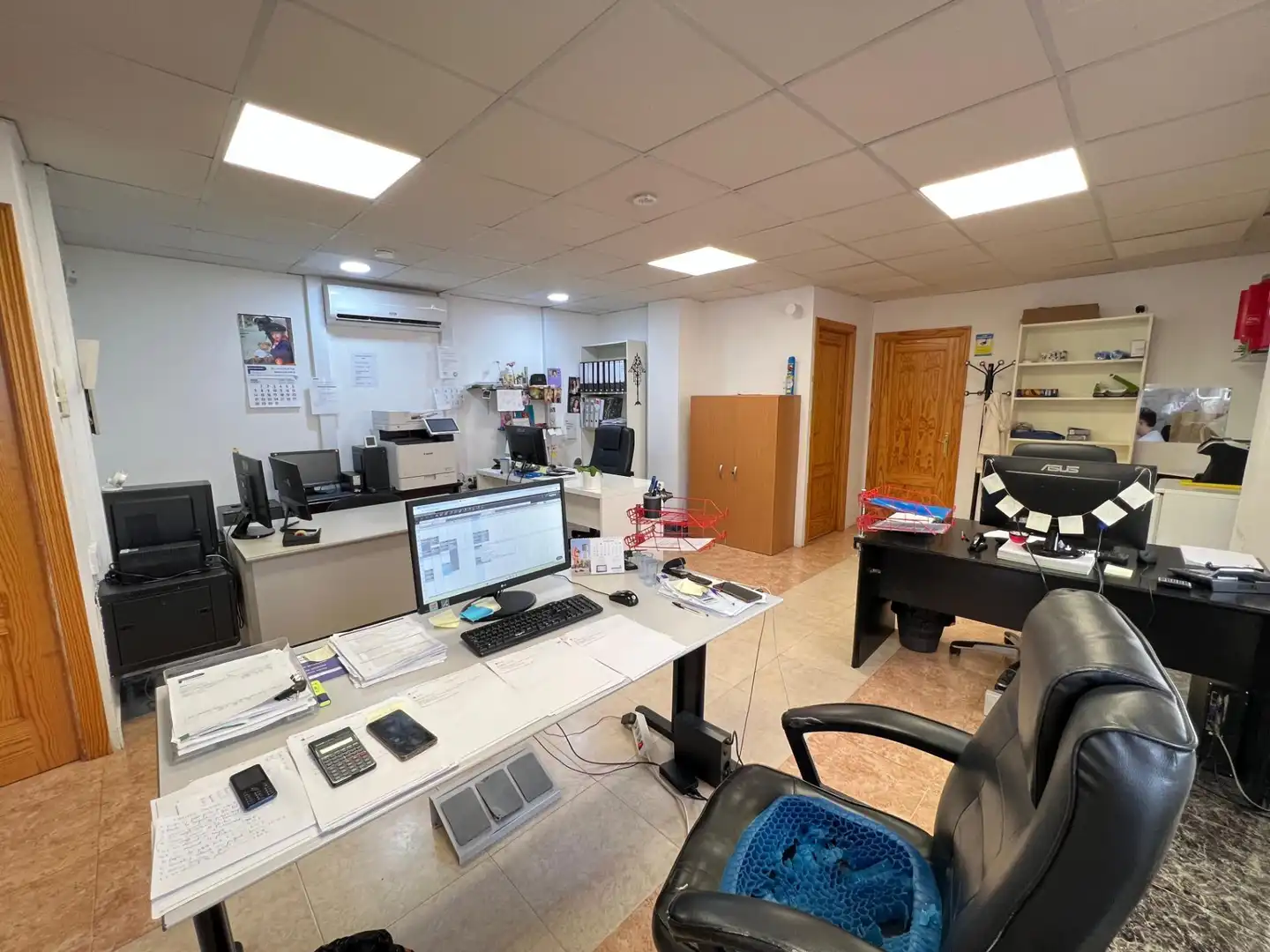 Commercial properties for sale in Maracena  with Air Conditioner and Furnished
