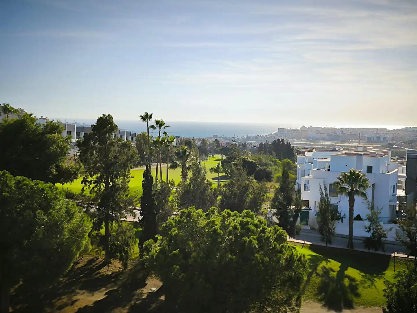 Vista exterior de Ático en venta en Vélez-Málaga con Aire acondicionado, Calefacción y Jardín privado