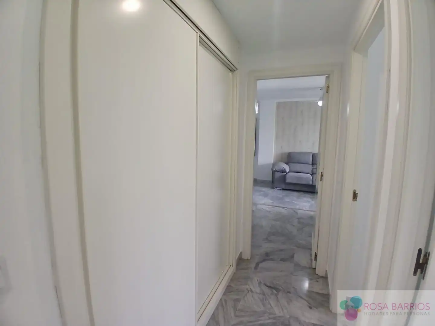 Flat for rent in Marbella  with Terrace, Furnished and Community pool